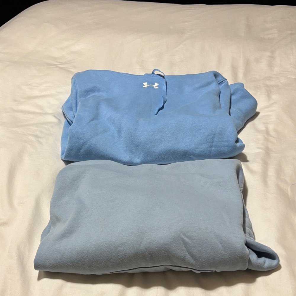2 Under Armour Men's Light Blue hoodies